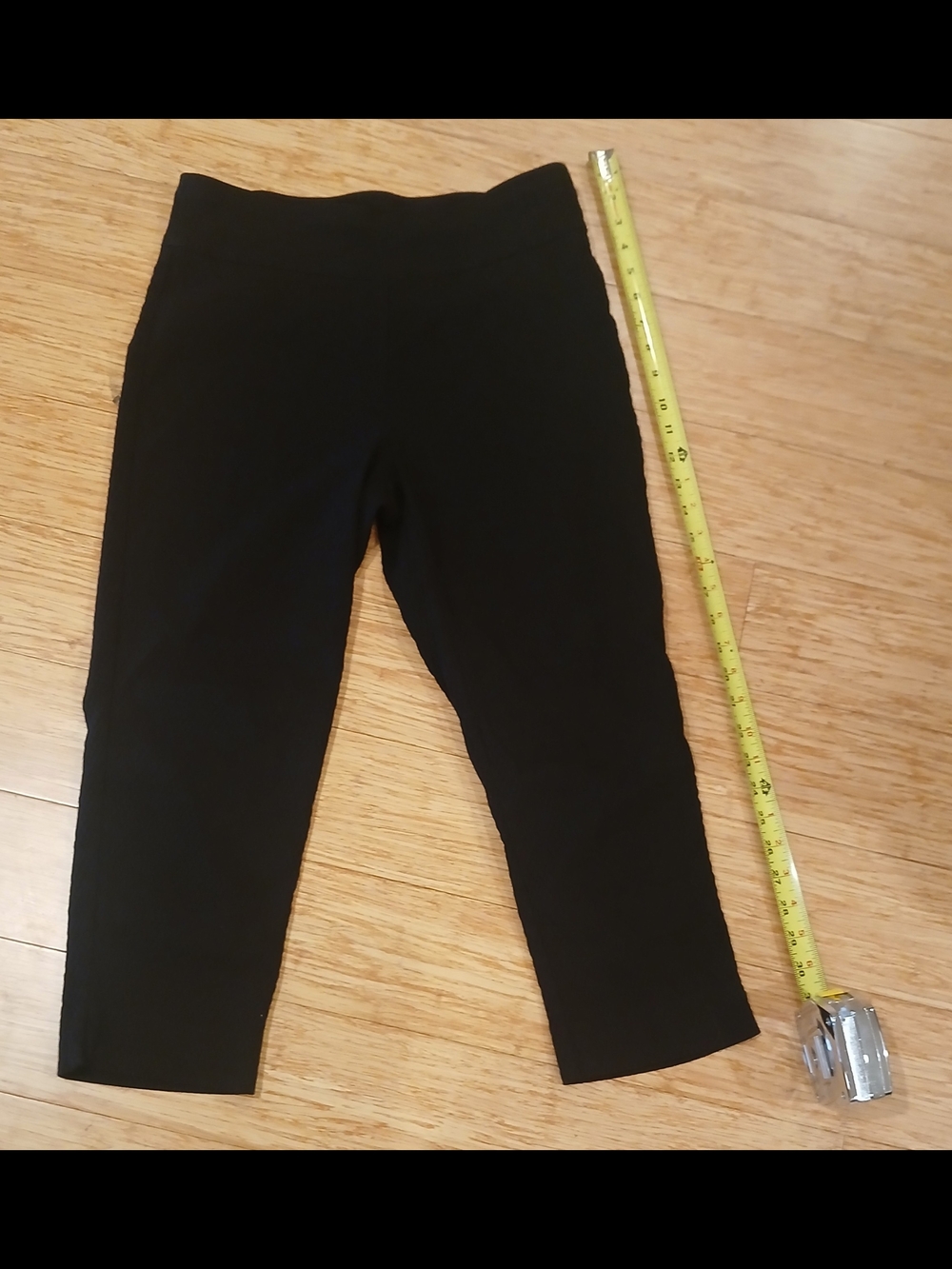 Counterparts Black High-Waist Cropped Leggings Capris